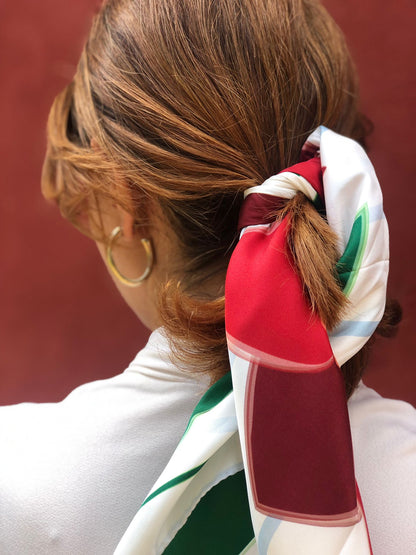Foulard carré 70x70 cm, 100% soie, fabriqué en Italie
