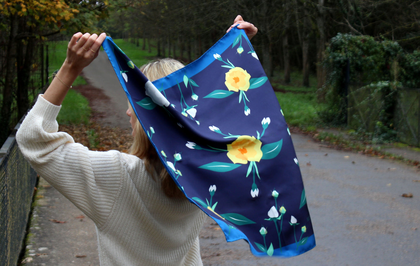 Foulard carré Art Ciel de Nuit