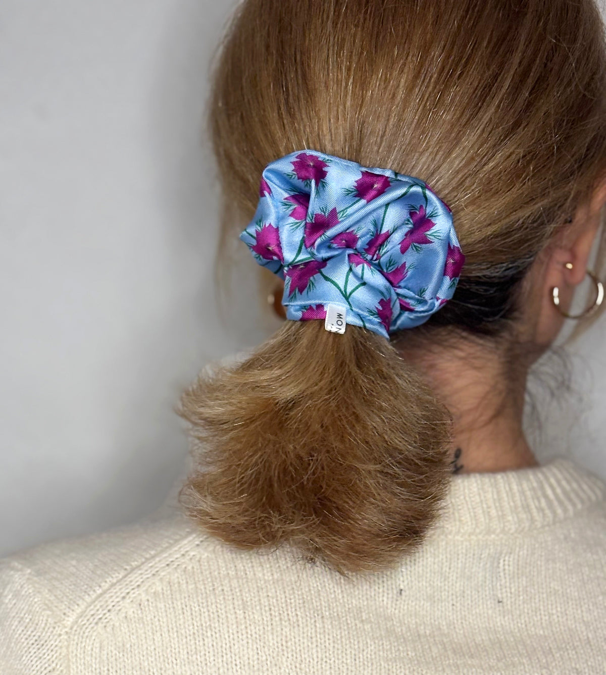 Silk Scrunchie Blooming, Pink Nigella