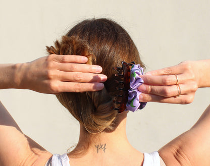 Silk Cloud Clip - Lily of the Valley