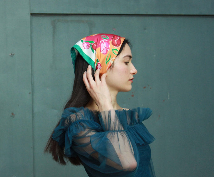 Foulard carré 45x45 cm, 100% soie, fabriqué en Italie