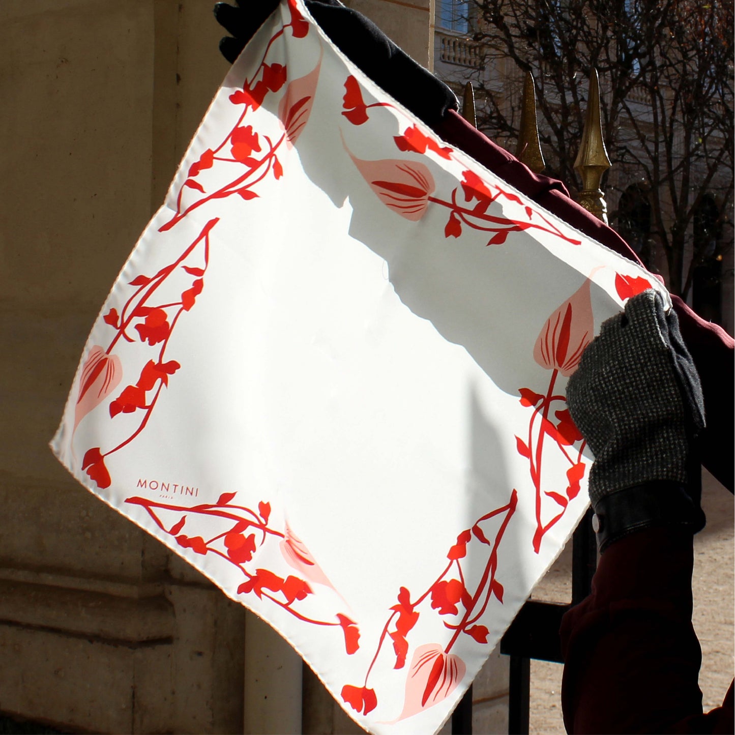 Minimal Carré Rouge